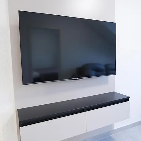 Luxury - Ia - Modernes Twin-apartment Iii Stock *